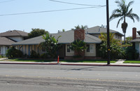 16642 Goldenwest St in Huntington Beach, CA - Building Photo - Building Photo