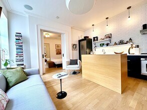 206 Webster St in Boston, MA - Building Photo - Building Photo