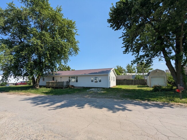 property at 425 Paul Ave