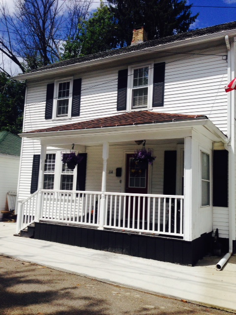 114 Bernet Way in Franklin, PA - Foto de edificio