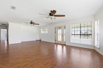 128 Skyview Terrace in Leander, TX - Building Photo - Building Photo