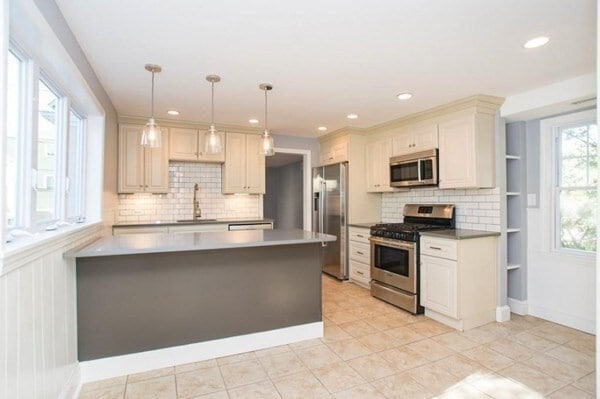 property at 117 Gore St