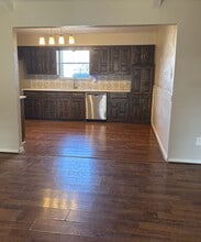 127 S Crestwood Blvd in Desoto, TX - Building Photo - Building Photo