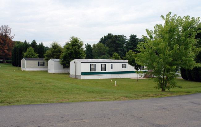 North Forsyth Mobile Home Park in Winston-Salem, NC - Building Photo - Building Photo