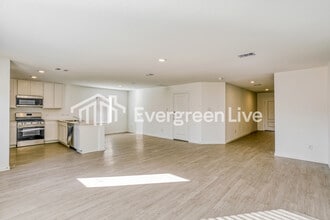 11430 W Bluff Dr in Magnolia, TX - Building Photo - Building Photo