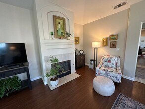 1756 Bilbao Dr in Santa Maria, CA - Building Photo - Building Photo