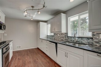 6671 S Logan St in Centennial, CO - Building Photo - Building Photo