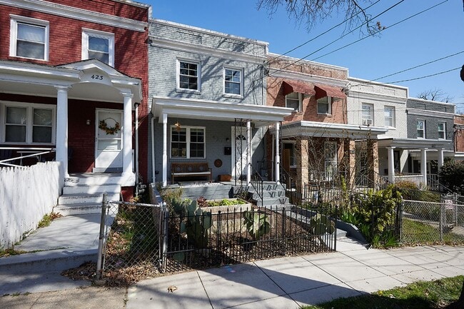 property at 421 Longfellow St NW