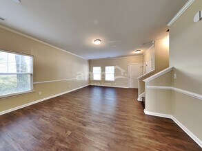 1071 Heritage Manor Dr in Raleigh, NC - Building Photo - Building Photo