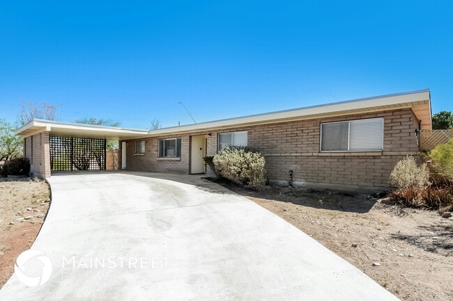 property at 9722 E Golf Links Rd