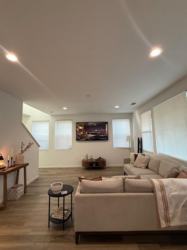 761 S Kandarian Ave in Fowler, CA - Building Photo - Building Photo