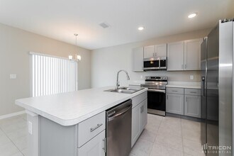 1208 Salisbury Dr in Winter Haven, FL - Building Photo - Building Photo