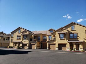 17000 Wedge Pkwy in Reno, NV - Building Photo