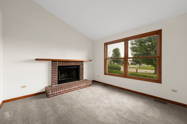 1409 Gilray Dr in Joliet, IL - Building Photo - Building Photo