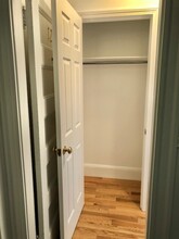 1070 Beacon St, Unit 12 in Brookline, MA - Foto de edificio - Building Photo
