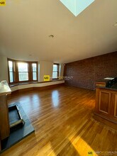 17 Holyoke St, Unit 4 in Cambridge, MA - Foto de edificio - Building Photo