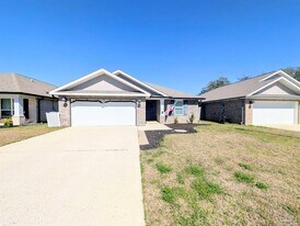 7516 Oak Lake Blvd in Bellview, FL - Building Photo