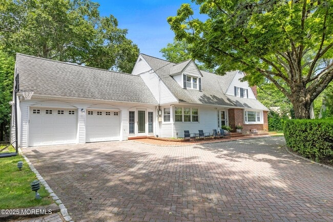 property at 634 Windermere Ave
