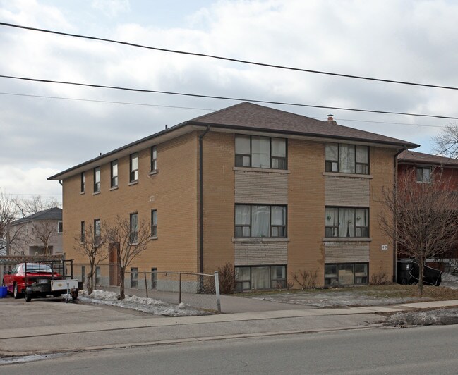 49 Evans Ave