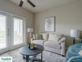 1002 Katy Gap Rd in Katy, TX - Building Photo