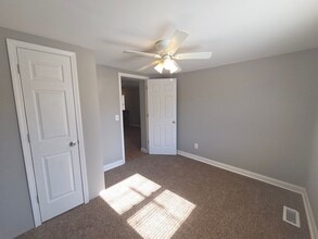 207 Waller Ave in St. Louis, MO - Building Photo - Building Photo