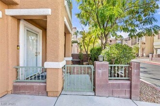 3618 Hat Rock Ct in Las Vegas, NV - Building Photo - Building Photo