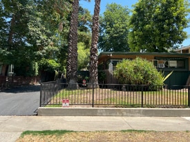 580 N Madison Ave, Unit C in Pasadena, CA - Building Photo