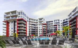 La Cité M in Québec, QC - Building Photo