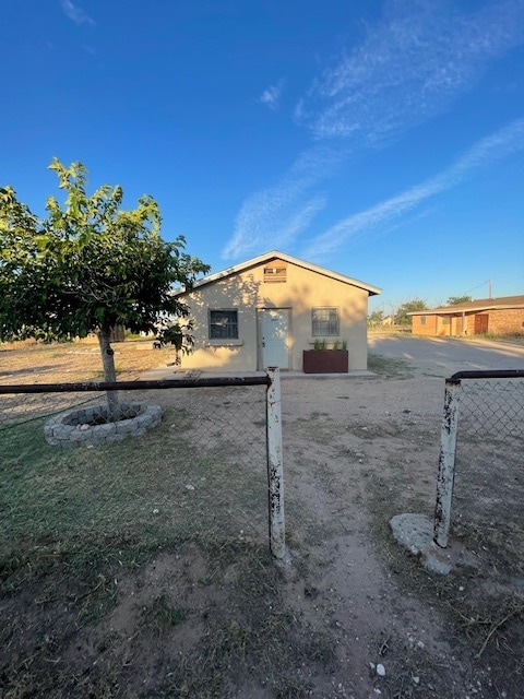 property at 2404 Howard Rd
