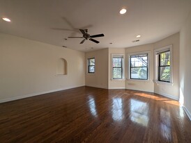 4647 N Wolcott Ave, Unit 1 Apartments