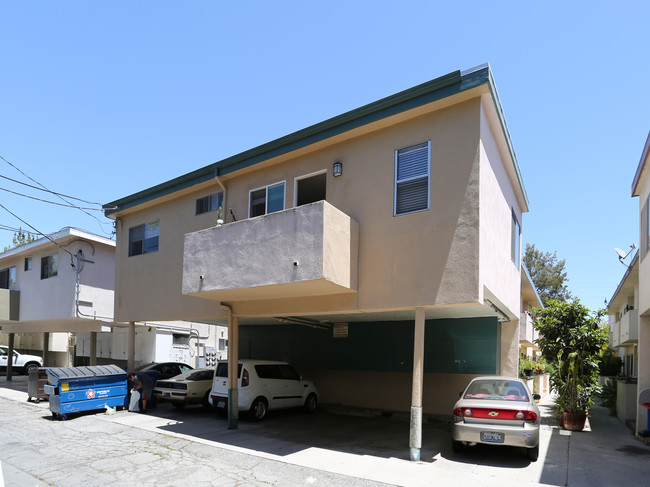 3655 McLaughlin Ave in Los Angeles, CA - Building Photo - Building Photo