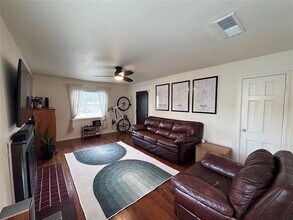 2759 Avon St in Dallas, TX - Building Photo - Building Photo