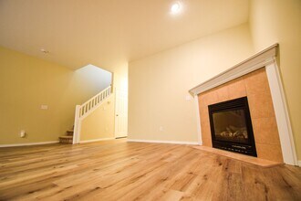 17461 SW Rose Petal Ln in Beaverton, OR - Building Photo - Building Photo