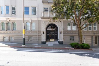 2201 Sacramento St in San Francisco, CA - Building Photo - Building Photo
