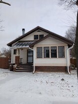 626 15th St in Rockford, IL - Building Photo