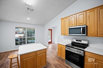 12244 Fritz Ct in Lillian, AL - Foto de edificio - Building Photo