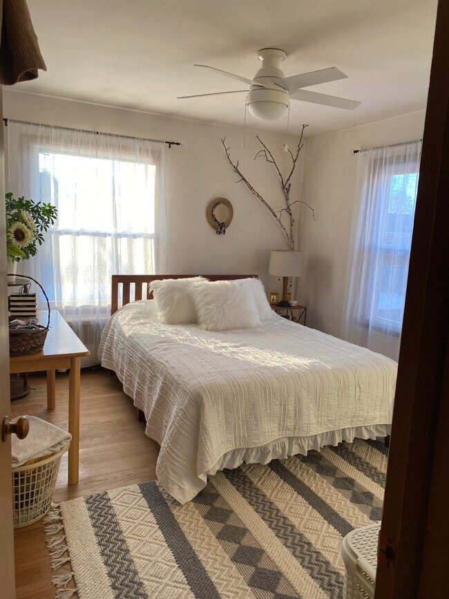 310 Palomino Ln in Madison, WI - Building Photo - Building Photo