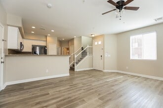 10617 Bear Lodge Ct in Las Vegas, NV - Building Photo - Building Photo