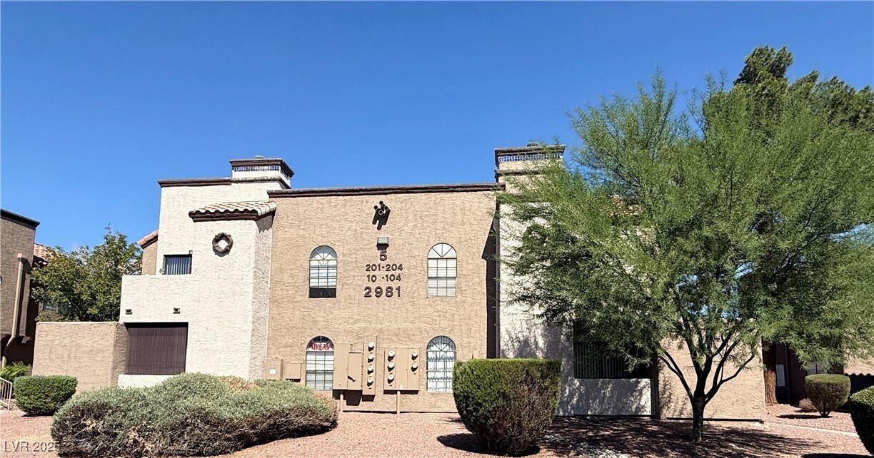 2981 Juniper Hills Blvd in Las Vegas, NV - Building Photo