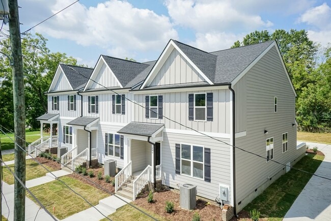 248 W Vance St in Zebulon, NC - Building Photo - Building Photo