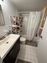 104 SW 9th St in Miami, FL - Building Photo - Building Photo