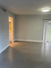 13292 NW 5th St in Plantation, FL - Foto de edificio - Building Photo