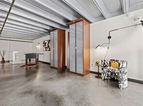 10303-10107 107 St NW in Edmonton, AB - Building Photo - Building Photo