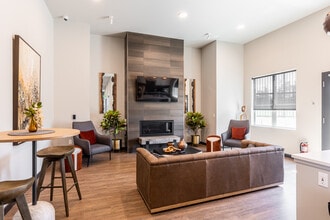 Timberview Apartments in Oregon City, OR - Building Photo - Building Photo