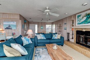59 Oceanside Dr in Palm Coast, FL - Building Photo