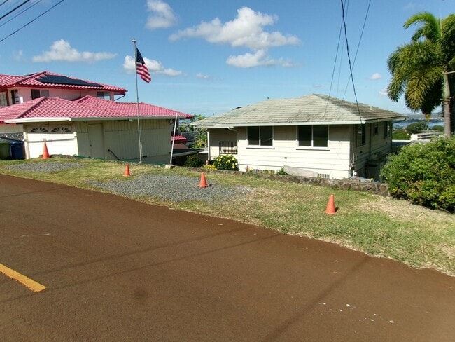 property at 99-868-868 Halawa Dr