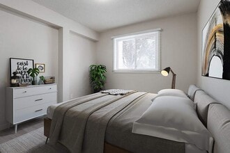 Mahoney Manor in Medicine Hat, AB - Building Photo - Building Photo
