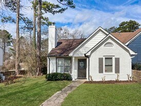 7941 Creekstone Way in Riverdale, GA - Building Photo