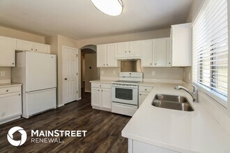 6933 S Creek Run Ave in Tucson, AZ - Building Photo - Building Photo