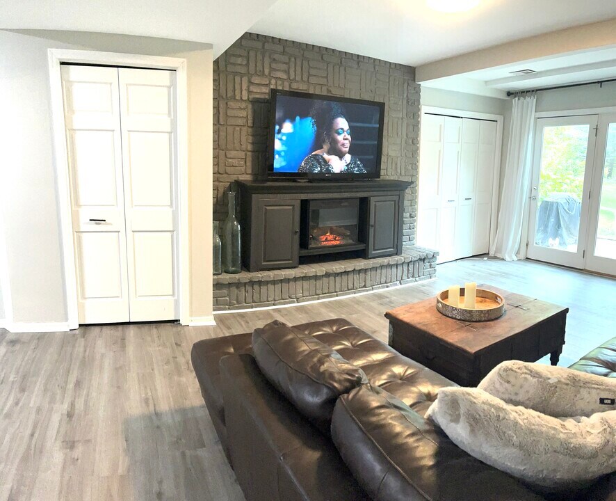 17120 30th Ave N in Minneapolis, MN - Building Photo